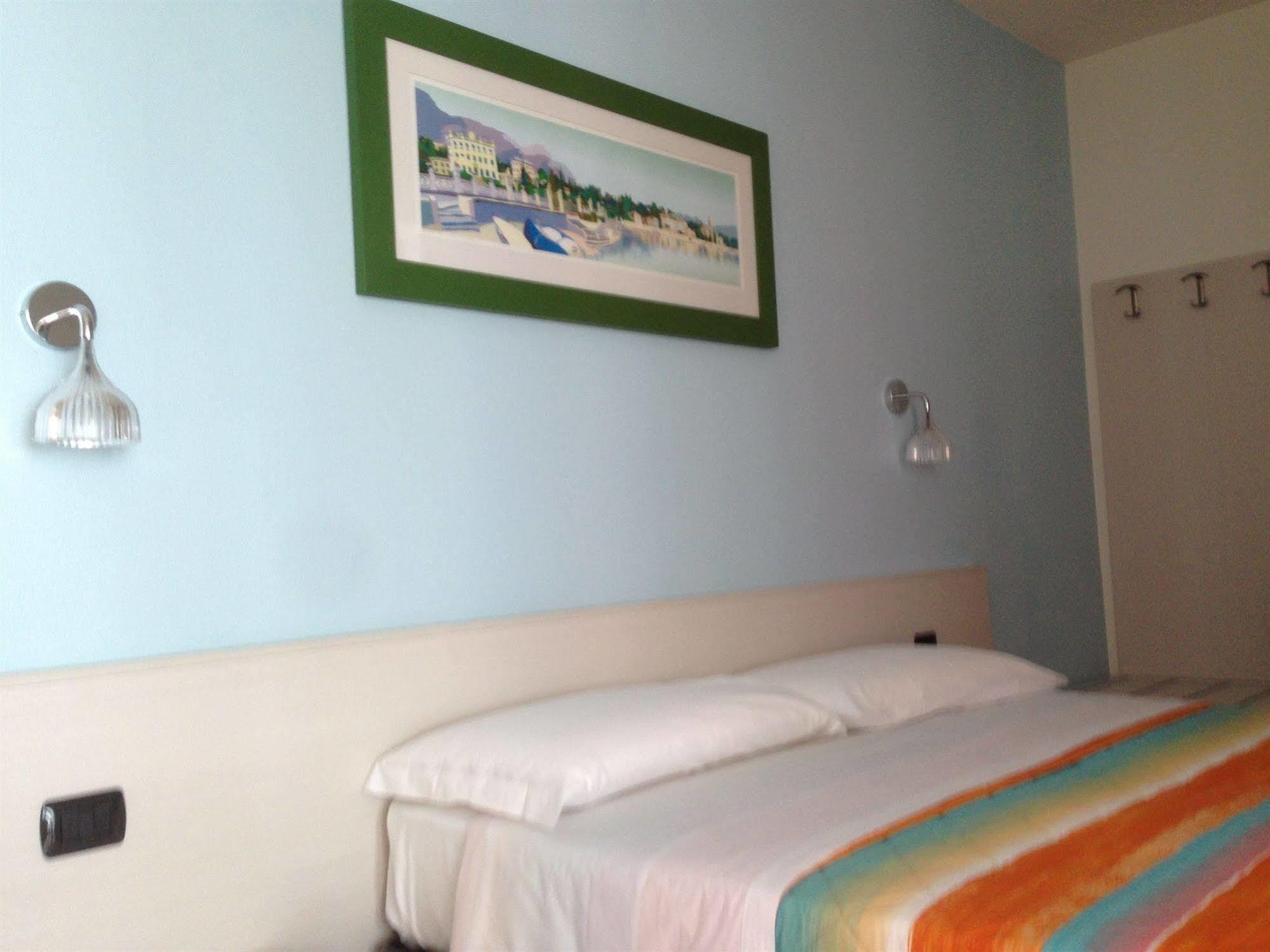 Residence Cafelicita - Promotion - Apartments Lake View - Infinity Pool - Jacuzzi Граведона Экстерьер фото